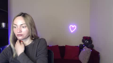 Snapshot of mikkey_mouse8 chatting on 05.13.26 Adalina online show from 05.13.26