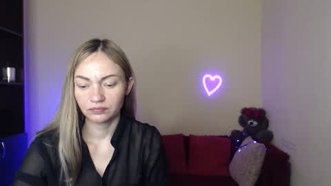 Snapshot of mikkey_mouse8 chatting on 05.16.26 Adalina online show from 05.16.26