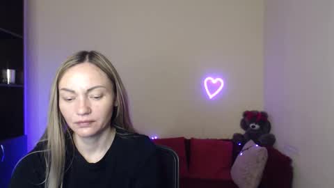 Snapshot of mikkey_mouse8 chatting on 05.19.26 Adalina online show from 05.19.26