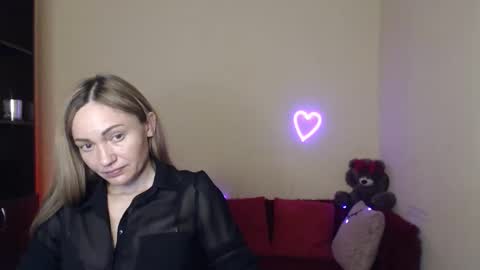 Snapshot of mikkey_mouse8 chatting on 05.22.26 Adalina online show from 05.22.26