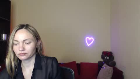 Snapshot of mikkey_mouse8 chatting on 05.30.26 Adalina online show from 05.30.26