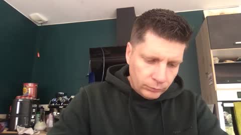Snapshot of miklp8463 chatting on 04.23.26 miklp8463 online show from 04.23.26