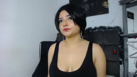 Mikoto Urb online show from 01.05.25