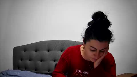 Mikyloveu online show from 02.05.25