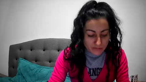 Snapshot of mikyloveu chatting on 02.04.26 Mikyloveu online show from 02.04.26