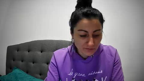 Snapshot of mikyloveu chatting on 02.06.26 Mikyloveu online show from 02.06.26