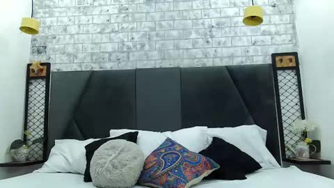 mila_adamss online show from 03.03.25