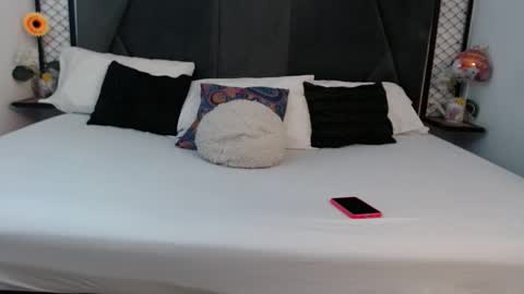 mila_adamss online show from 09.26.25