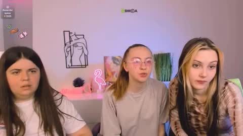 mila_glow online show from 09.09.25