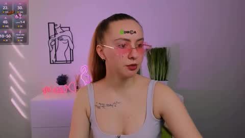 mila_glow online show from 09.17.25