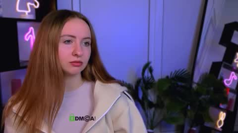 mila_glow online show from 09.28.25