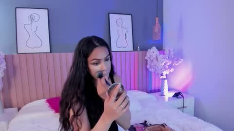 mila_hank online show from 02.10.26
