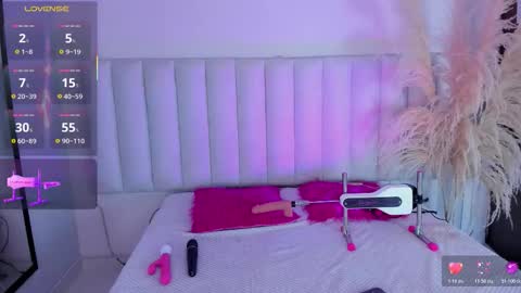mila_hank online show from 03.10.26