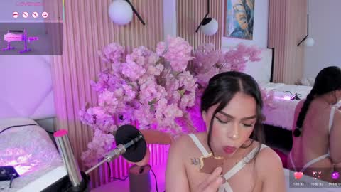mila_hank online show from 04.01.26