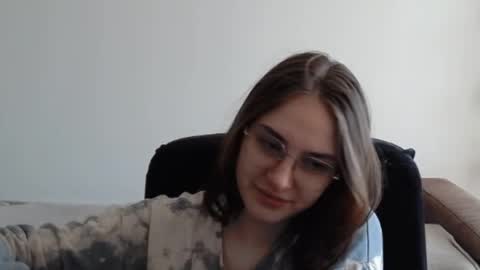 mila_keyy online show from 04.17.26