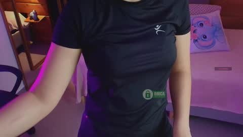 Snapshot of mila_kiitty chatting on 01.17.26 Milena online show from 01.17.26