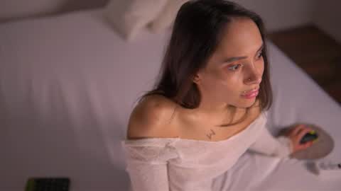 mila may  online show from 02.28.25