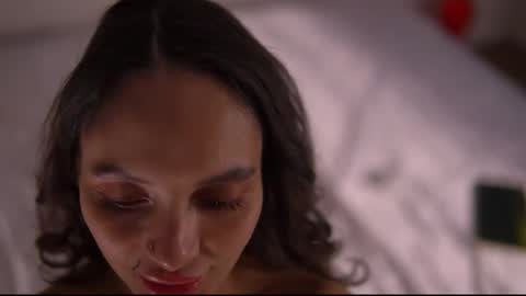 mila may  online show from 03.02.25