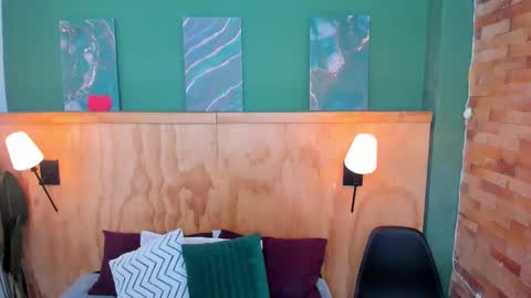 Snapshot of mila_samy chatting on 12.02.25 Mila and samy online show from 12.02.25