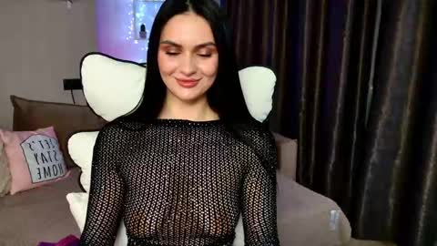 Snapshot of milaasweety chatting on 05.09.26 Mila online show from 05.09.26