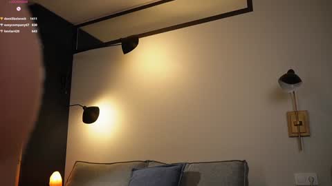 milablum online show from 12.25.24