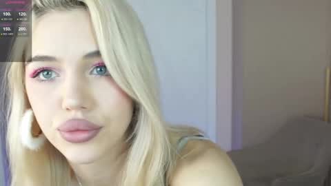 Snapshot of milabunny_ chatting on 01.10.26 Mila and u can call me sweet bunny online show from 01.10.26