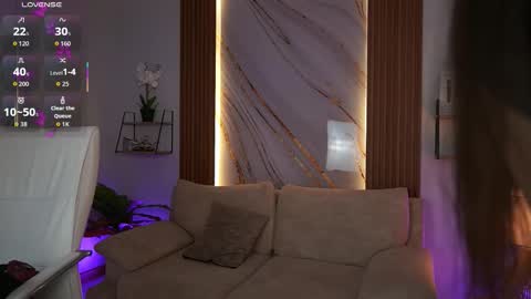 milacrave online show from 11.29.25