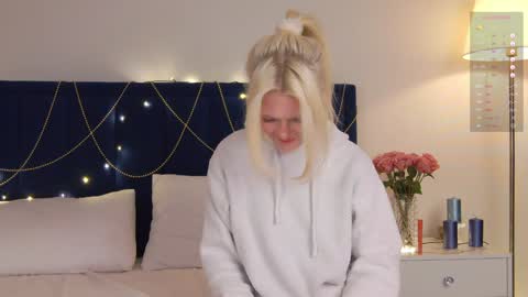 Miss Cutie online show from 01.28.25