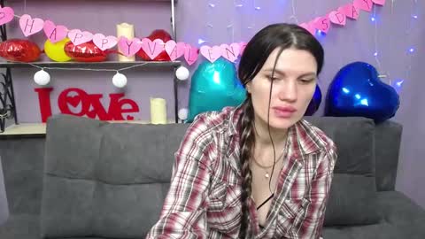 Milaloona online show from 02.13.25