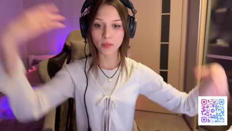 Snapshot of milamiuu chatting on 02.01.26 milamiuu online show from 02.01.26