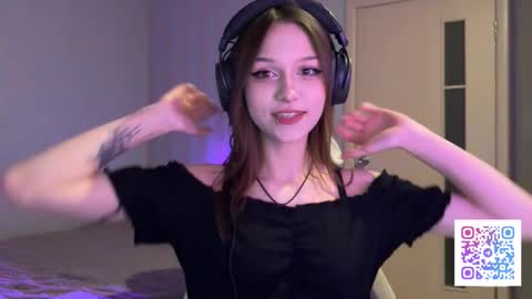 Snapshot of milamiuu chatting on 02.16.26 milamiuu online show from 02.16.26