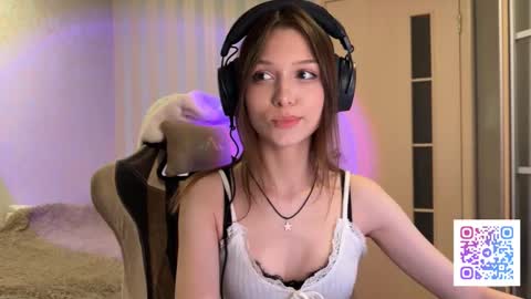 Snapshot of milamiuu chatting on 02.23.26 milamiuu online show from 02.23.26