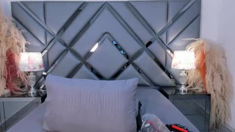 Snapshot of milan_lewiss chatting on 09.25.25 milan_lewiss online show from 09.25.25