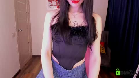 Snapshot of milana_miln chatting on 05.22.26 Milana online show from 05.22.26