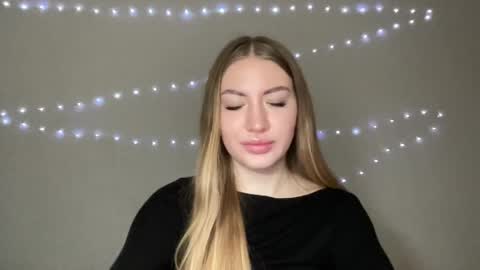 Milana online show from 12.05.24