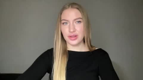 Milana online show from 01.10.25