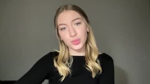 Milana online show from 01.16.25