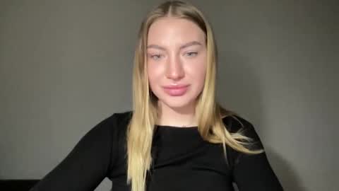 Milana online show from 01.20.25