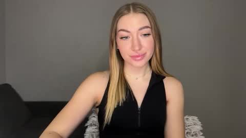 Milana online show from 02.14.25