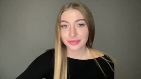 Milana online show from 02.15.25