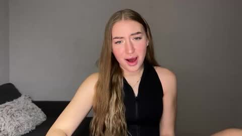 Milana online show from 03.04.25