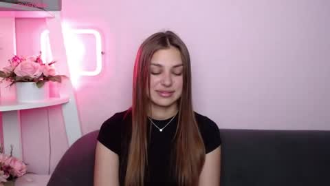 Snapshot of milanaangelas chatting on 06.22.26 milanaangelas online show from 06.22.26