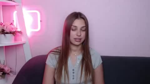 Snapshot of milanaangelas chatting on 06.27.26 milanaangelas online show from 06.27.26