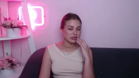 Snapshot of milanaangelas chatting on 06.29.26 milanaangelas online show from 06.29.26
