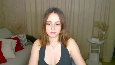 Snapshot of milanabells chatting on 05.31.26 MilanaBells online show from 05.31.26