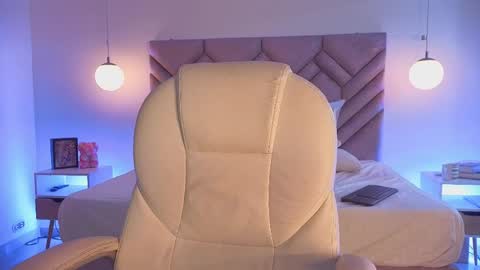 Snapshot of milancorleone chatting on 04.27.26 Milan Corleone online show from 04.27.26