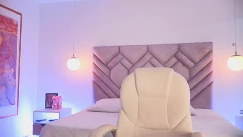 Snapshot of milancorleone chatting on 05.04.26 Milan Corleone online show from 05.04.26