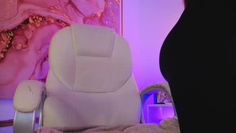 Snapshot of milancorleone chatting on 05.21.26 Milan Corleone online show from 05.21.26
