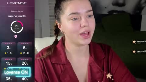 Snapshot of milania_hot_foxy chatting on 02.04.26 Mila online show from 02.04.26