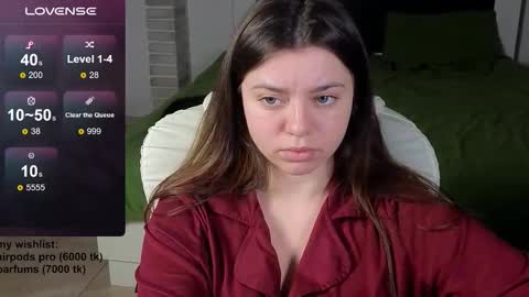 Snapshot of milania_hot_foxy chatting on 03.23.26 Mila online show from 03.23.26